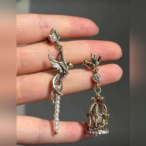 Trendy Boutique Gold Bird and Cage Earrings with Pearls